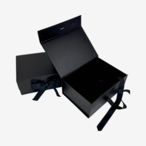 Black A5 Square Magnetic Boxes With Changeable Ribbon