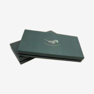 Custom Luxury Apparel Boxes