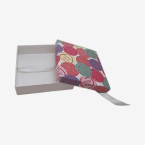 Thanksgiving Apparel Boxes With Printed Lids