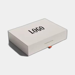White Apparel Box With Lid